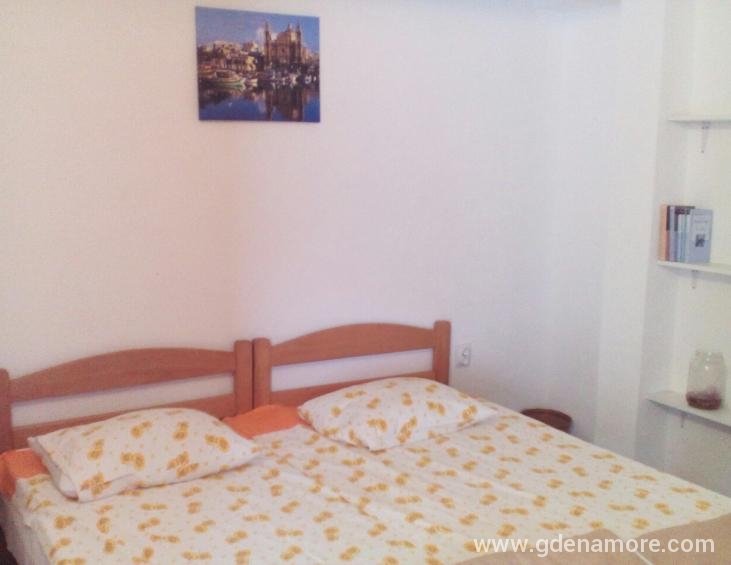 Spavaća soba u apartmanu 1c